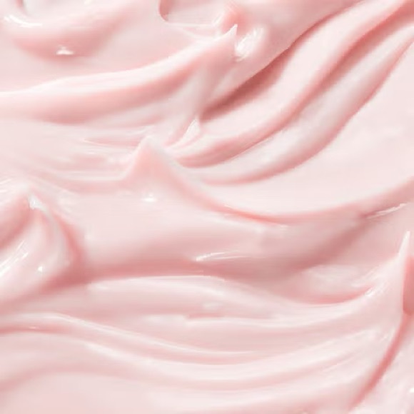 Biossence Squalane + Vitamin C Rose Brightening - Picture 3 of 15